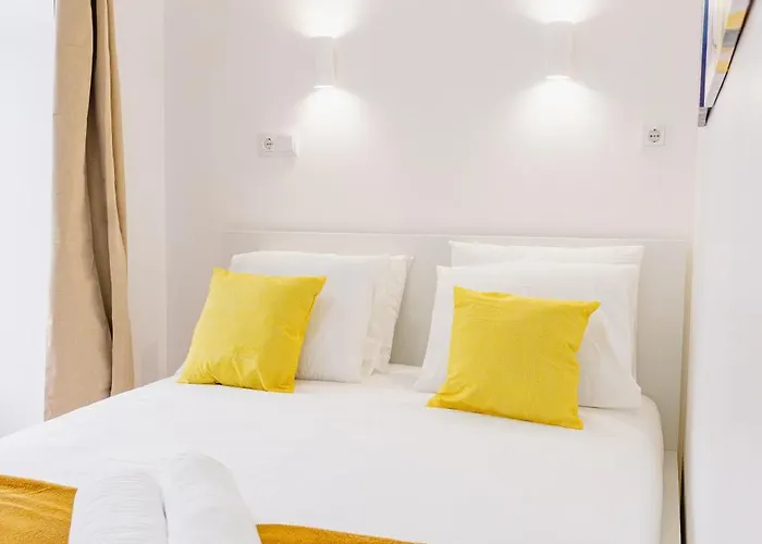 - Bairro Alto Centro Histórico Lisboa