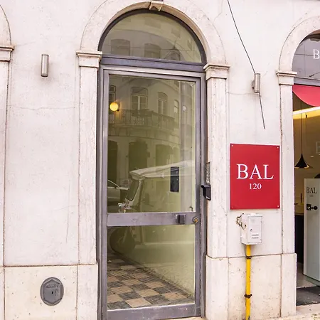 - Bairro Alto Centro Historico * Lizbona
